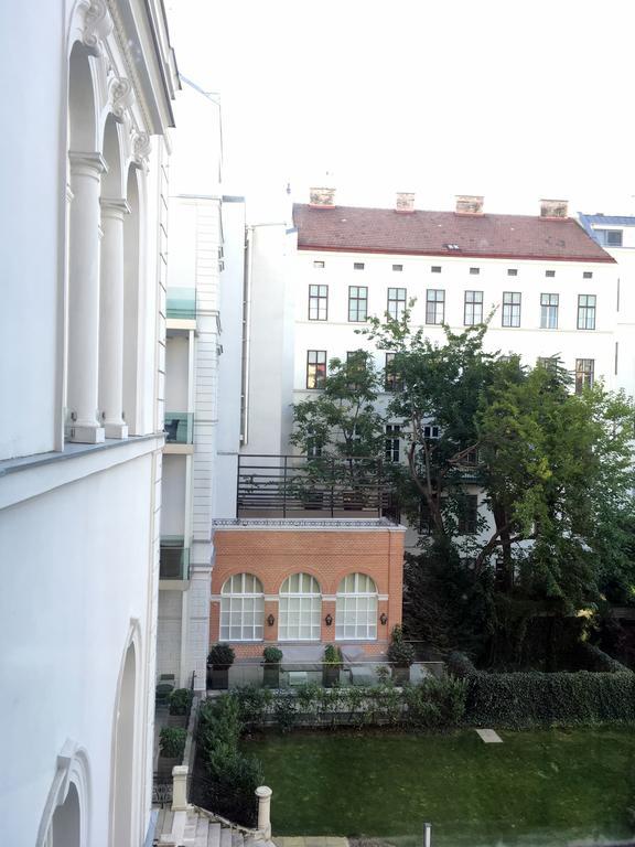 Apartments Near Rathaus Vienna Exterior photo